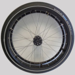 Roue complète OMOBIC BUDDY FAT 24" 507mm Droite et Kit3