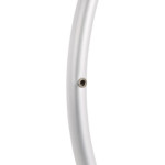 Main courante Alu 24" 540 mm 19,6 x 1,25 x 534 / 515 avec 6 rivets de fixation