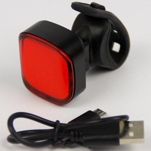 Éclairage LED rechargeable 1 feu rouge arrière + cable USB pour fauteuil roulant